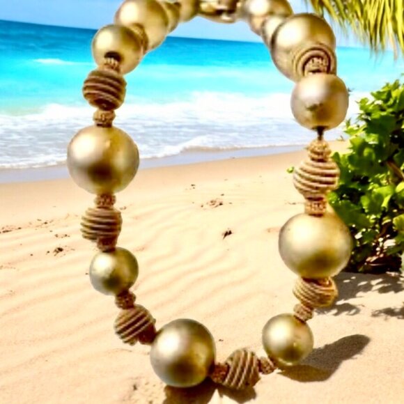 Anne Klein Vintage Gold Tone Beaded Necklace Toggle Clasp - Picture 2 of 9